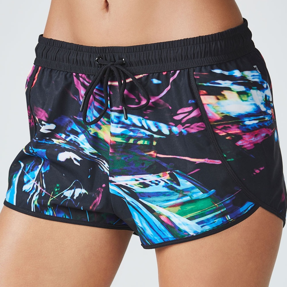 FABLETICS CARRIE SHORTS NWOT - Picture 7 of 8